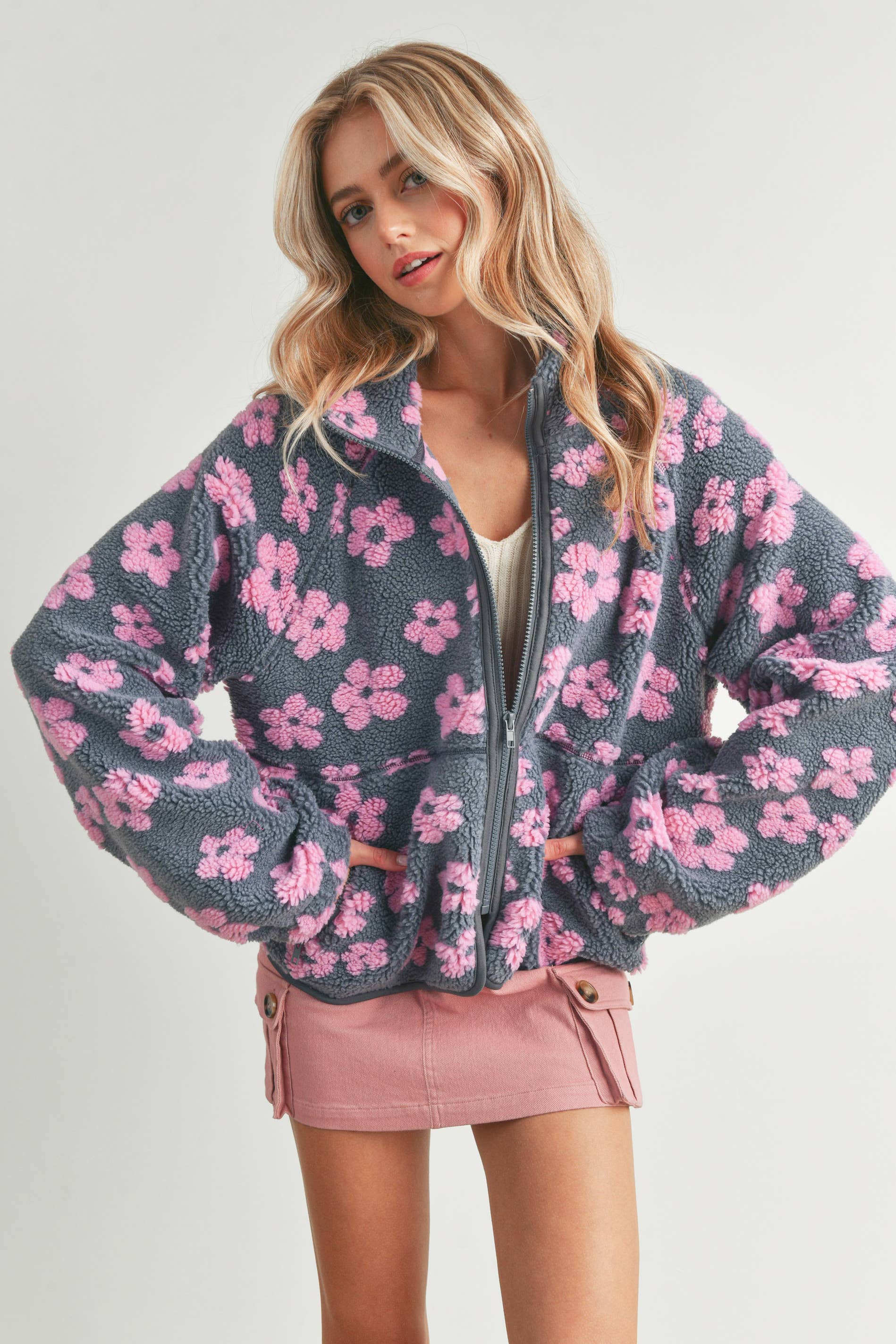 Daisy hotsell Floral Fleece Jacket Streetwear, Unisex Comfy Cozy Graphic Embroidery Harajuku Jacket